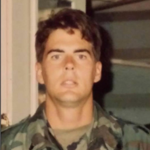 Meet your Posher, Sean - Picture 3 of 7